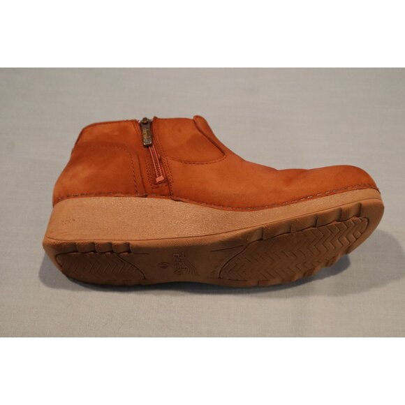 Dansko Womens Charlene Nubuck Ankle Boot - Picture 8 of 8